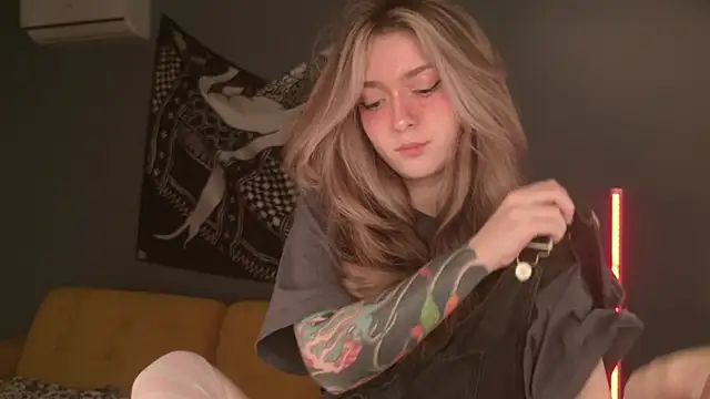 BellaSink online show from 04/18/26, 08:07