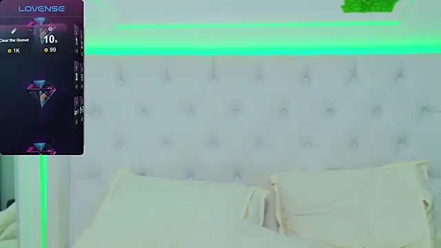 Snapshot of AriannaSins chatting on 01/30/25, 10:41 AriannaSins online show from 01/30/25, 10:41