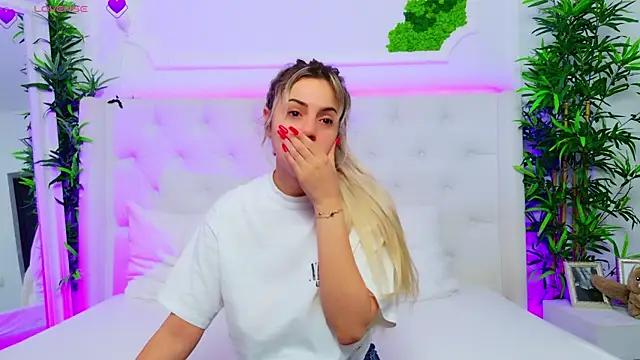 AriannaSins online show from 11/21/25, 01:32