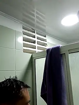 Snapshot of DariusNoir chatting on 10/18/25, 01:19 DariusNoir online show from 10/18/25, 01:19