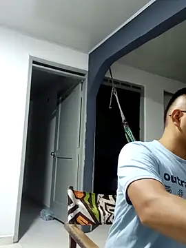 Snapshot of DariusNoir chatting on 10/21/25, 01:50 DariusNoir online show from 10/21/25, 01:50