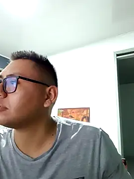 Snapshot of DariusNoir chatting on 10/23/25, 01:38 DariusNoir online show from 10/23/25, 01:38