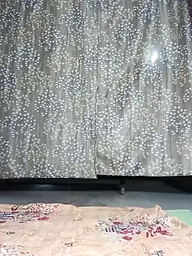 Rajni chauhan online show from 12/02/25, 04:02