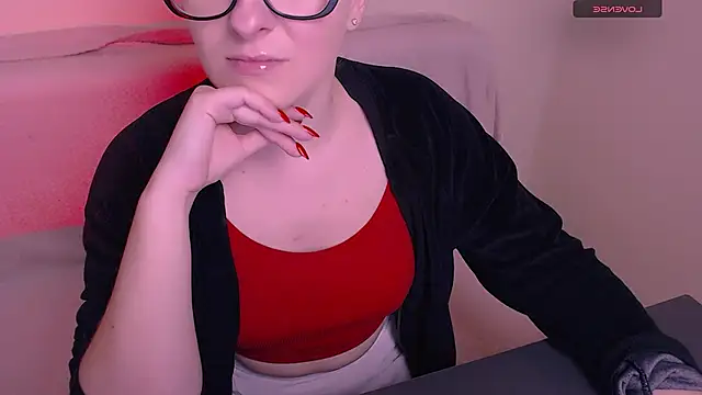 AllaLeomz online show from 12/05/25, 08:23