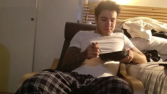 KevinWolf777 online show from 12/05/25, 02:20