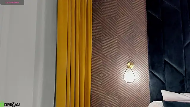 Vanessa River online show from 10/17/25, 01:31