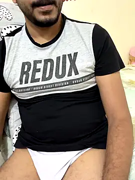 Handsome8677 online show from 10/30/25, 07:54