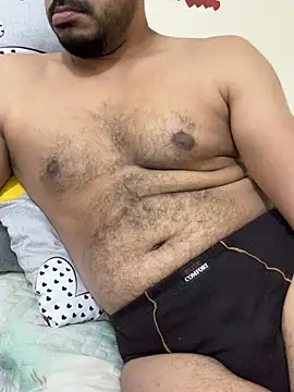 Handsome8677 online show from 02/02/26, 09:41