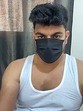 Handsome8677 online show from 06/04/26, 07:47