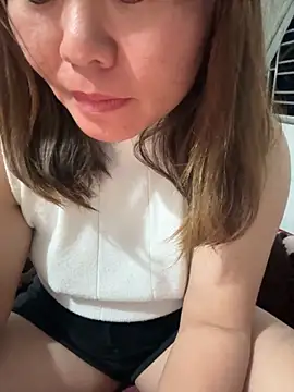 panda-bae online show from 11/04/25, 12:59