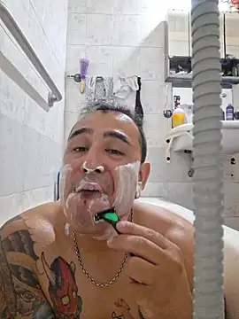 Snapshot of Rueditasss chatting on 02/04/26, 02:45 Rueditasss online show from 02/04/26, 02:45