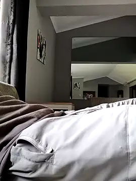 Snapshot of dddickplace chatting on 11/12/25, 06:47 dddickplace online show from 11/12/25, 06:47