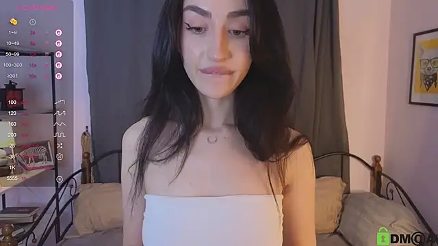 Snapshot of Marie_Long chatting on 01/07/26, 06:21 Marie Long online show from 01/07/26, 06:21