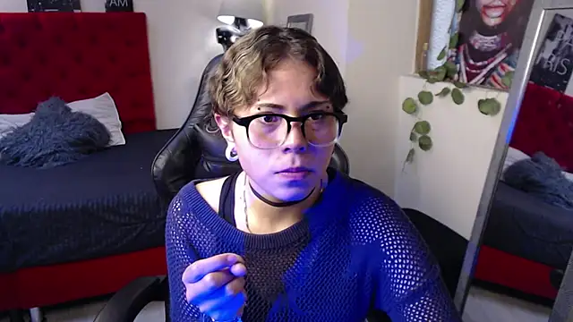 Insomniia  online show from 10/20/25, 03:34