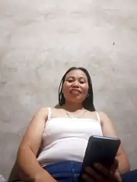 Bun x online show from 10/23/25, 01:21