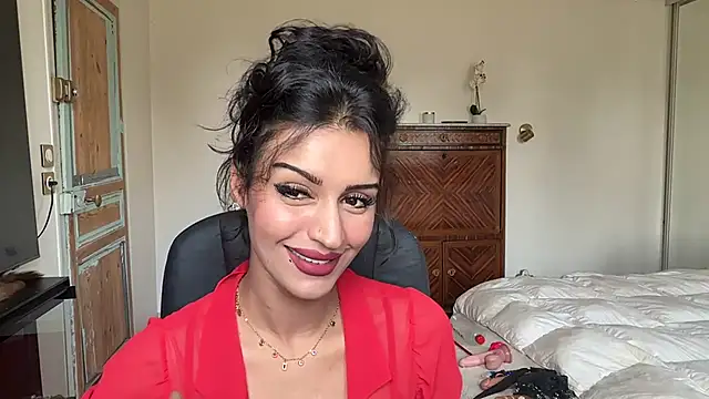 Snapshot of Lailawick chatting on 07/15/26, 05:07 Lailawick online show from 07/15/26, 05:07
