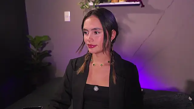 adahara miller17 online show from 12/04/25, 02:10