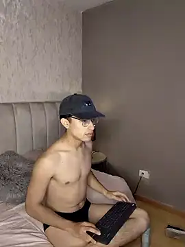 Aaron Eze online show from 01/12/26, 09:20