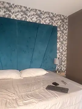 Aaron Eze online show from 02/11/26, 08:25