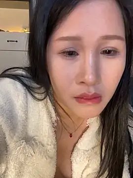 littlesluttycat online show from 11/18/25, 09:08