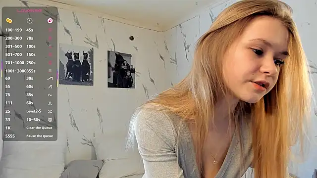 SophieRayne online show from 02/07/26, 01:48