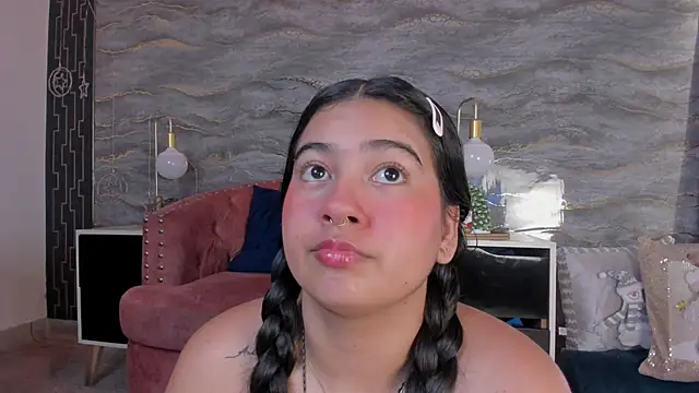 lilithst  online show from 12/15/25, 09:08