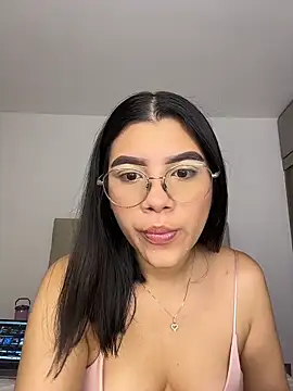 Julietalcl online show from 03/23/26, 09:02