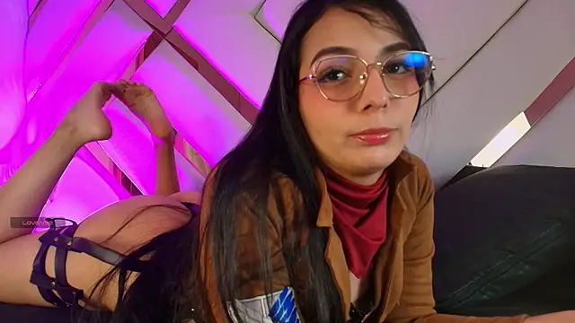 Snapshot of michelle_cutee_ chatting on 06/19/26, 08:12 michelle cutee online show from 06/19/26, 08:12