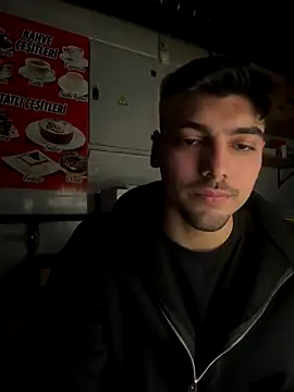 emir343475 online show from 11/13/25, 04:28