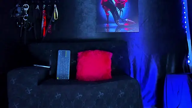 SharonnStones online show from 01/14/26, 09:52