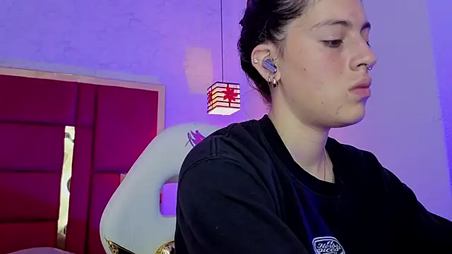 moon winy online show from 03/20/26, 11:37