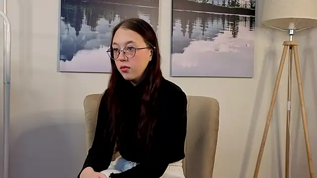 VenaAnge online show from 10/17/25, 05:21