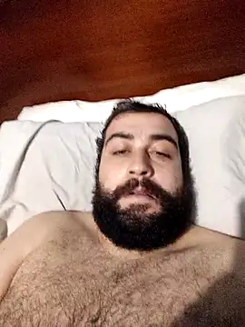 GluingPerson online show from 11/06/25, 03:18