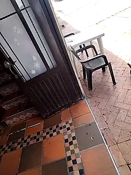 Snapshot of catalella16 chatting on 12/22/25, 05:43 catalella16 online show from 12/22/25, 05:43