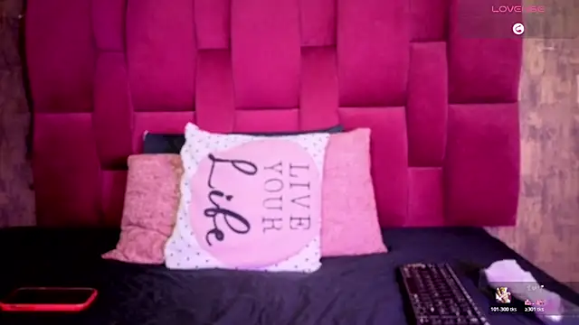 camila  bouzas online show from 02/20/26, 12:05