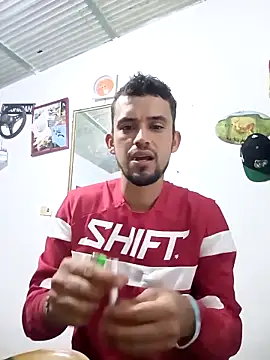 Snapshot of Crisjo29 chatting on 03/02/26, 02:47 Crisjo29 online show from 03/02/26, 02:47