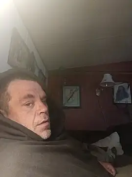 waynefitz online show from 10/18/25, 02:51