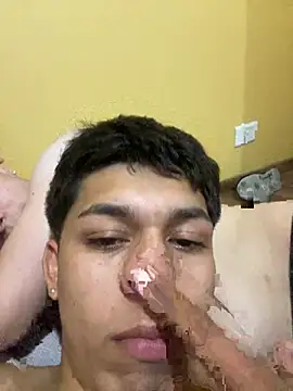 Gayunidos online show from 03/19/26, 03:43