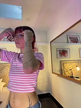 Emma duff online show from 03/13/26, 07:42