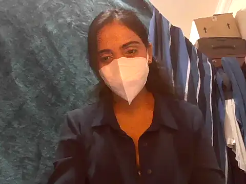 shainiasha1 online show from 05/28/26, 04:59