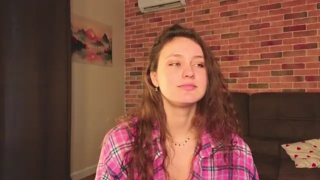 FoxFever online show from 04/14/26, 05:02