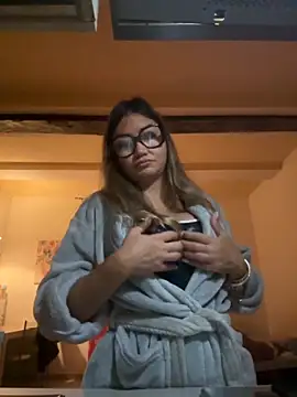 gabriellacali online show from 10/22/25, 10:48