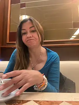 gabriellacali online show from 11/27/25, 08:00