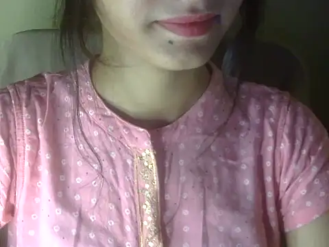 Snapshot of Shezi_N chatting on 05/31/26, 06:31 Shezi N online show from 05/31/26, 06:31