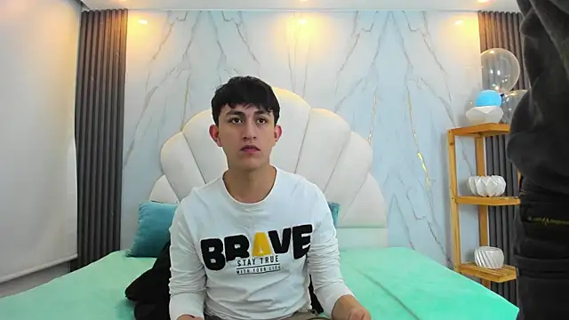 hoot booys  online show from 03/02/26, 09:10