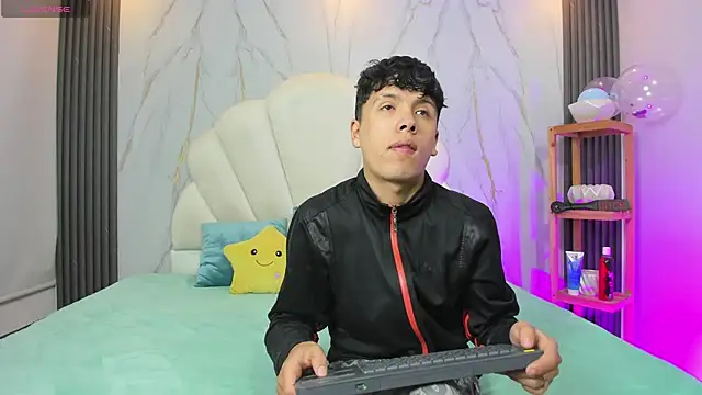 hoot booys  online show from 03/07/26, 07:33