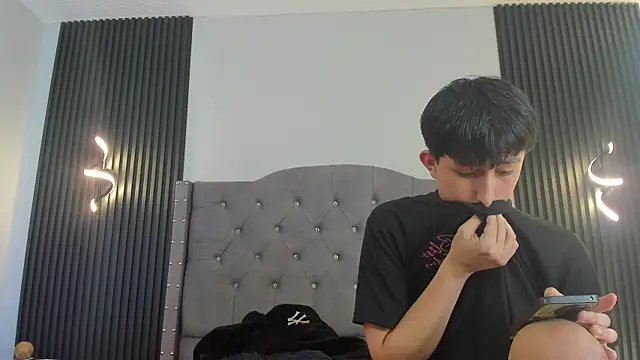 hoot booys  online show from 03/21/26, 08:56