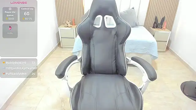 Aziz daud online show from 04/23/26, 07:05