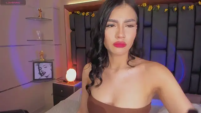 TanyaBello online show from 11/28/25, 01:14