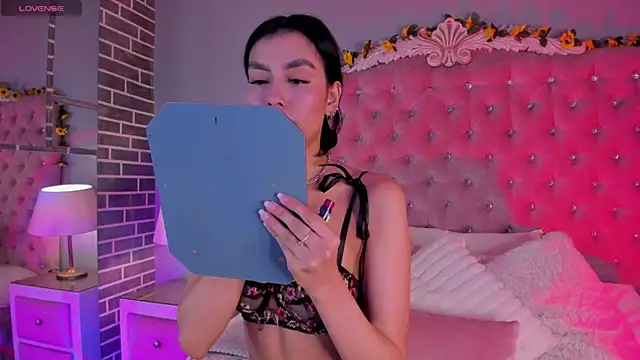 TanyaBello online show from 04/08/26, 03:28